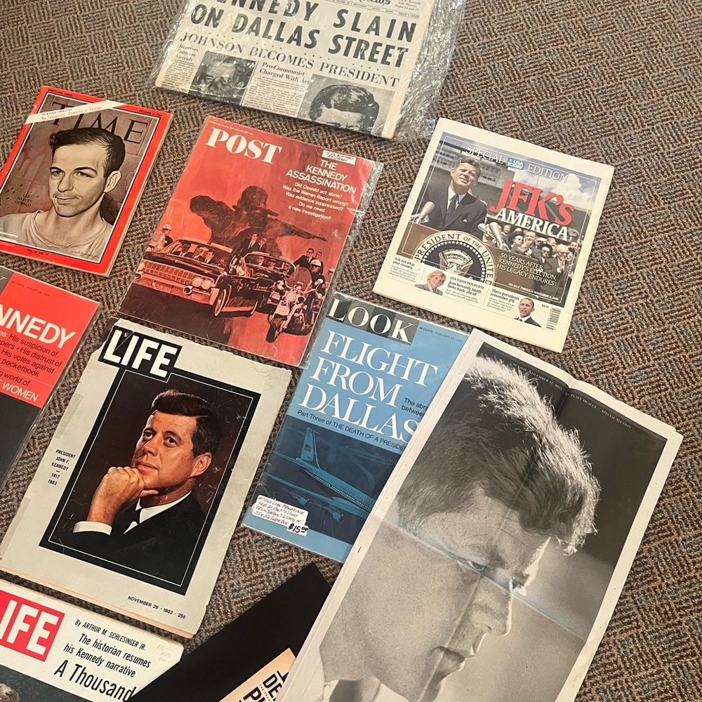 Kennedy Collection - Picture 2 of 5